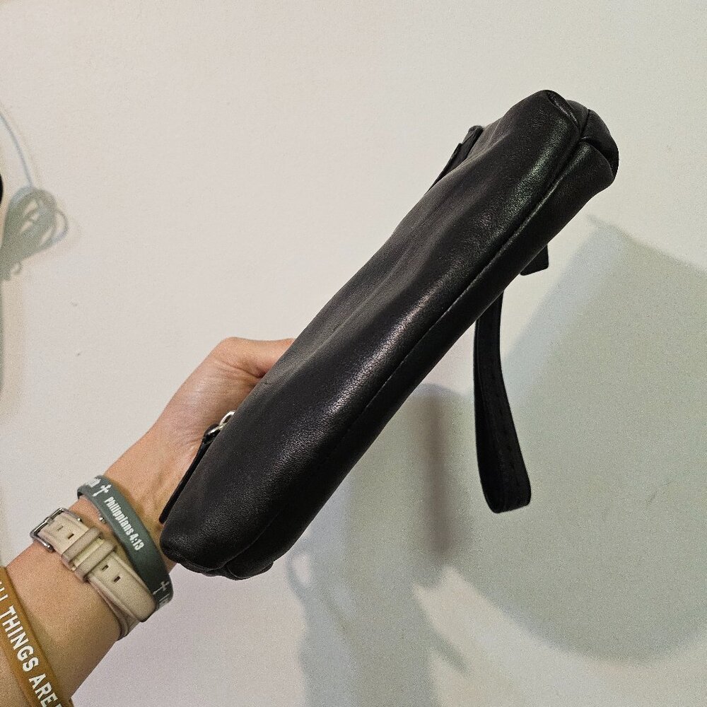 Coach wristlet - Picture 3 of 6